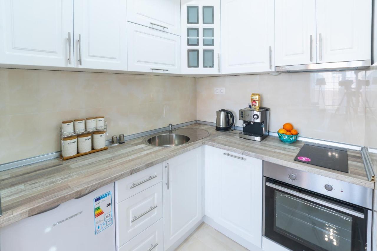 Modern ǀ 1 Bedroom ǀ Wifi Szkopje Kültér fotó